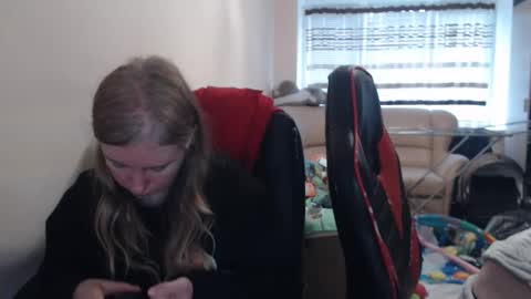 JenisAndPeter online show from November 21, 2025, 8:02 am