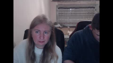 JenisAndPeter online show from March 1, 2026, 7:38 pm