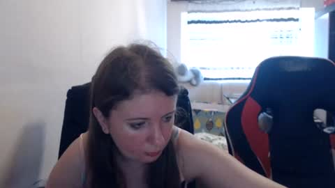 Snapshot of jenisandpeter chatting on July 7, 2026, 7:23 am JenisAndPeter online show from July 7, 2026, 7:23 am