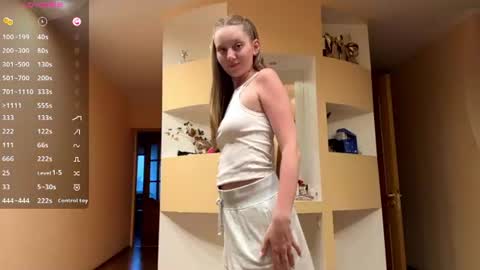 Snapshot of jenlauder chatting on July 21, 2026, 4:31 pm Jen online show from July 21, 2026, 4:31 pm