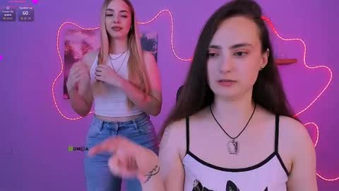 jenna_elayne online show from May 18, 2026, 12:33 pm