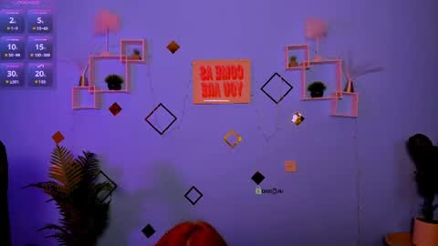 jenna_elayne online show from June 25, 2026, 1:37 pm