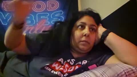 Snapshot of jennabrady chatting on February 6, 2025, 2:33 am Dragon Queen. Be my Dragon -- and online show from February 6, 2025, 2:33 am