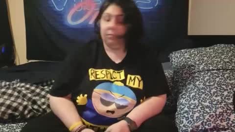 Snapshot of jennabrady chatting on October 2, 2025, 9:22 pm Dragon Queen. Be my Dragon -- and online show from October 2, 2025, 9:22 pm