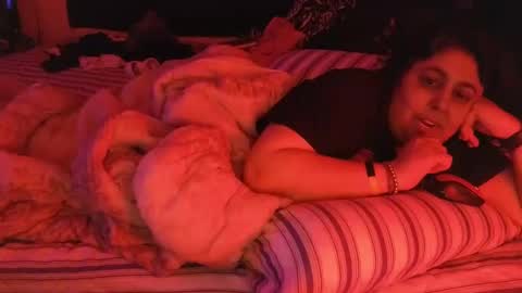 Snapshot of jennabrady chatting on November 7, 2025, 11:43 am Dragon Queen. Be my Dragon -- and online show from November 7, 2025, 11:43 am