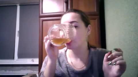 JennaMolberty online show from November 26, 2025, 6:20 pm