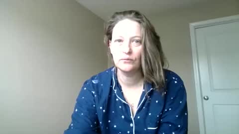 Jennibean6996 online show from January 18, 2025, 2:55 pm