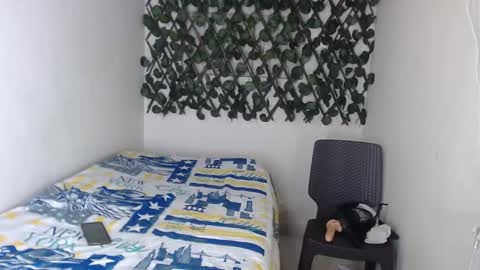 JENNIE ALEJANDRA online show from February 13, 2025, 6:27 pm