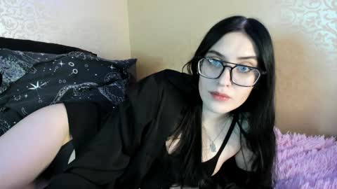 Helen online show from April 10, 2026, 6:45 pm