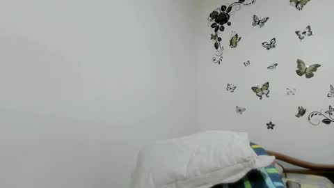 Snapshot of jenniferloveyou chatting on June 2, 2026, 5:04 pm jenniferloveyou online show from June 2, 2026, 5:04 pm
