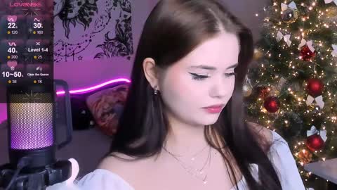 Jenni online show from January 8, 2025, 9:12 pm