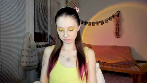 Jennifer Jenny Darling   online show from December 6, 2024, 7:23 pm