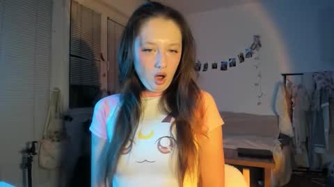 Jennifer Jenny Darling   online show from October 30, 2025, 6:41 pm