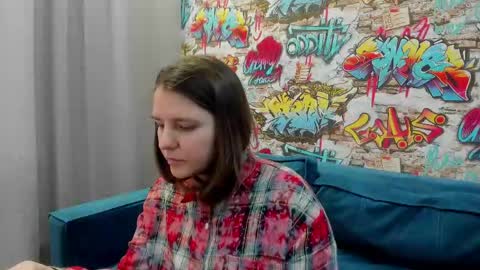 Snapshot of jenny_jimmy chatting on April 22, 2026, 9:33 am Jenny online show from April 22, 2026, 9:33 am