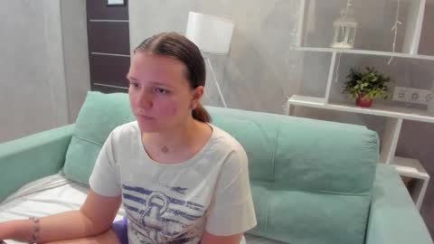 Snapshot of jenny_jimmy chatting on June 8, 2026, 9:20 am Jenny online show from June 8, 2026, 9:20 am