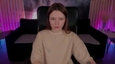 Snapshot of jennydens chatting on February 11, 2025, 2:03 am Jenny NO Nude online show from February 11, 2025, 2:03 am