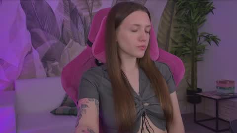 Snapshot of jennydens chatting on May 22, 2026, 5:07 pm Jenny NO Nude online show from May 22, 2026, 5:07 pm