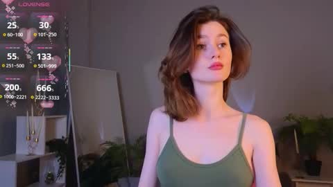 Snapshot of jennyfer_me chatting on November 17, 2025, 11:27 am jennyfer_me online show from November 17, 2025, 11:27 am