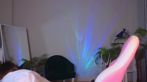 Snapshot of jennyfer_me chatting on November 23, 2025, 11:43 am jennyfer_me online show from November 23, 2025, 11:43 am