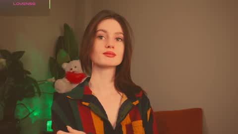 Snapshot of jennyfer_me chatting on February 1, 2026, 11:31 am jennyfer_me online show from February 1, 2026, 11:31 am