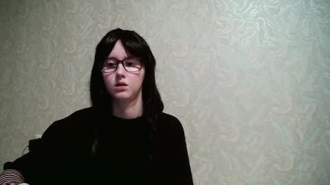 JennyOlset online show from October 6, 2025, 2:36 pm