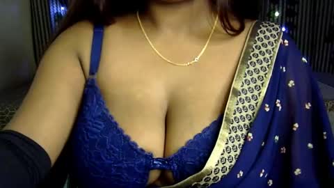 Snapshot of jennysinghaniya chatting on December 10, 2024, 1:33 pm jenny online show from December 10, 2024, 1:33 pm