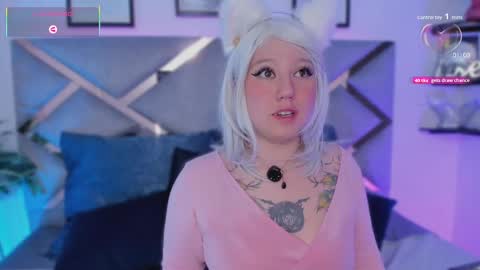 Angela online show from September 25, 2025, 3:05 pm