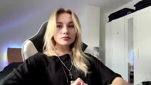 Sonya online show from July 23, 2026, 10:24 am