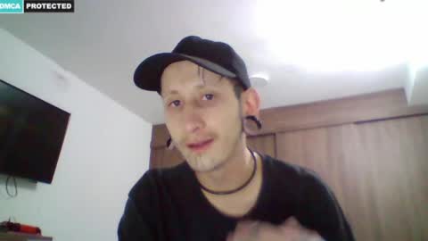J online show from April 15, 2026, 5:47 am