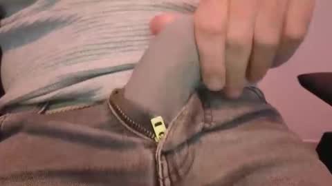 Machine  Sperme  online show from October 31, 2025, 7:04 pm