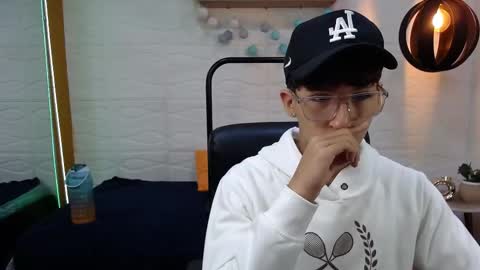 Snapshot of jeremy_job chatting on January 6, 2026, 11:25 am Jeremy online show from January 6, 2026, 11:25 am