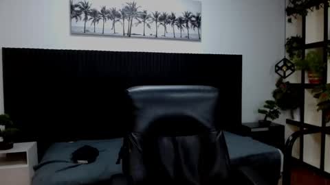 Snapshot of jeremy_job chatting on January 15, 2026, 11:37 am Jeremy online show from January 15, 2026, 11:37 am