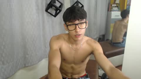 Snapshot of jeremy_job chatting on May 11, 2026, 12:00 pm Jeremy online show from May 11, 2026, 12:00 pm