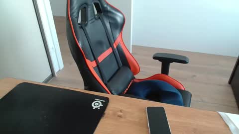 Boy likes daddies online show from March 15, 2026, 12:44 pm