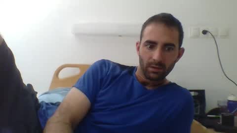 Snapshot of jeropa5476 chatting on October 24, 2025, 12:01 pm jeropa5476 online show from October 24, 2025, 12:01 pm