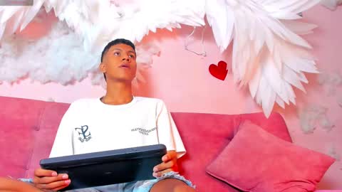 jes_foxx online show from March 3, 2025, 2:04 pm