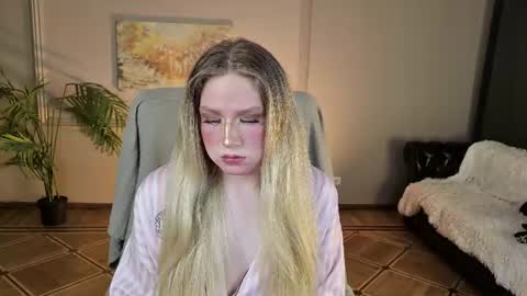 Snapshot of jes_solar chatting on July 16, 2026, 9:10 pm jes_solar online show from July 16, 2026, 9:10 pm