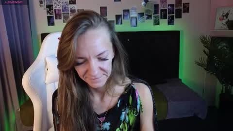 Snapshot of jesica_moon_peachy chatting on October 11, 2025, 1:38 am jesica_moon_peachy online show from October 11, 2025, 1:38 am