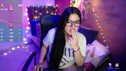 Snapshot of jesiica_bunny chatting on December 19, 2025, 9:22 pm Jessi online show from December 19, 2025, 9:22 pm