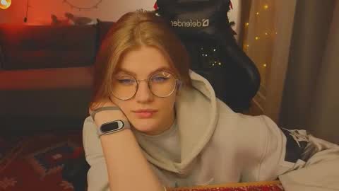 Snapshot of jess0e9 chatting on January 19, 2026, 4:33 pm JessieVibes online show from January 19, 2026, 4:33 pm