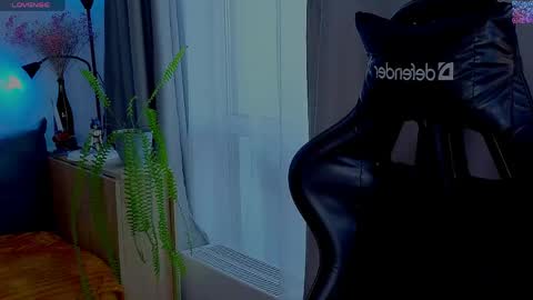 Snapshot of jess0e9 chatting on April 21, 2026, 2:12 pm JessieVibes online show from April 21, 2026, 2:12 pm
