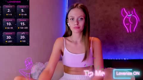 Jess online show from September 16, 2025, 1:17 am