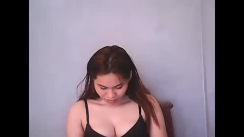 jessa_21 online show from February 7, 2025, 3:23 am