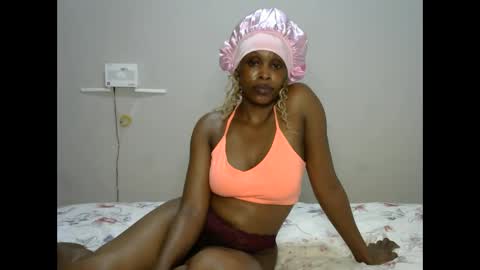 jessajoyy online show from October 14, 2025, 6:42 pm