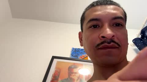 Hungjessy online show from January 4, 2025, 7:02 pm