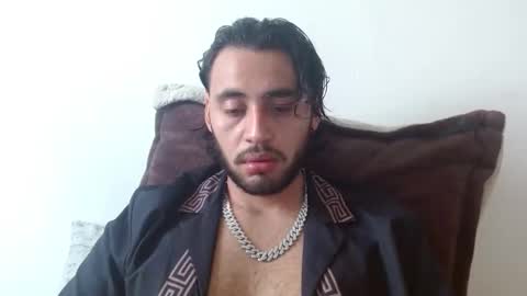 Angel  Demon online show from February 5, 2026, 7:29 pm