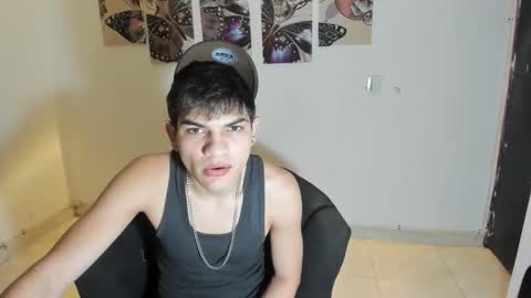 Snapshot of jesshot_bigcock chatting on February 15, 2026, 4:42 am jesshot_bigcock online show from February 15, 2026, 4:42 am