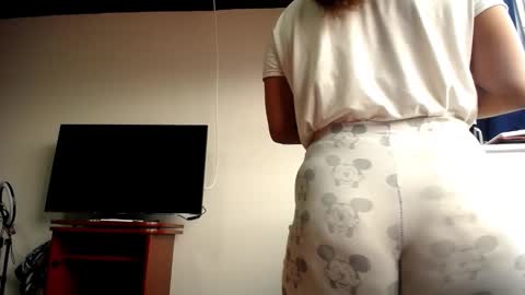 Yessik Rodriguez online show from February 16, 2026, 6:26 pm