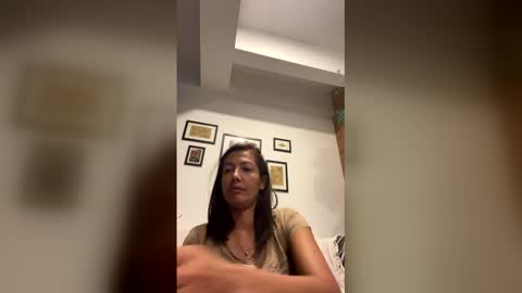 Jessica Gomez online show from May 25, 2026, 3:34 am
