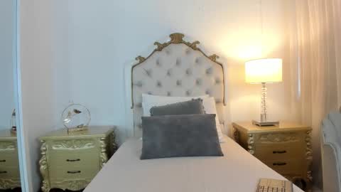 Snapshot of jessi_lopez45 chatting on February 4, 2026, 7:42 pm jessi lopez45 online show from February 4, 2026, 7:42 pm